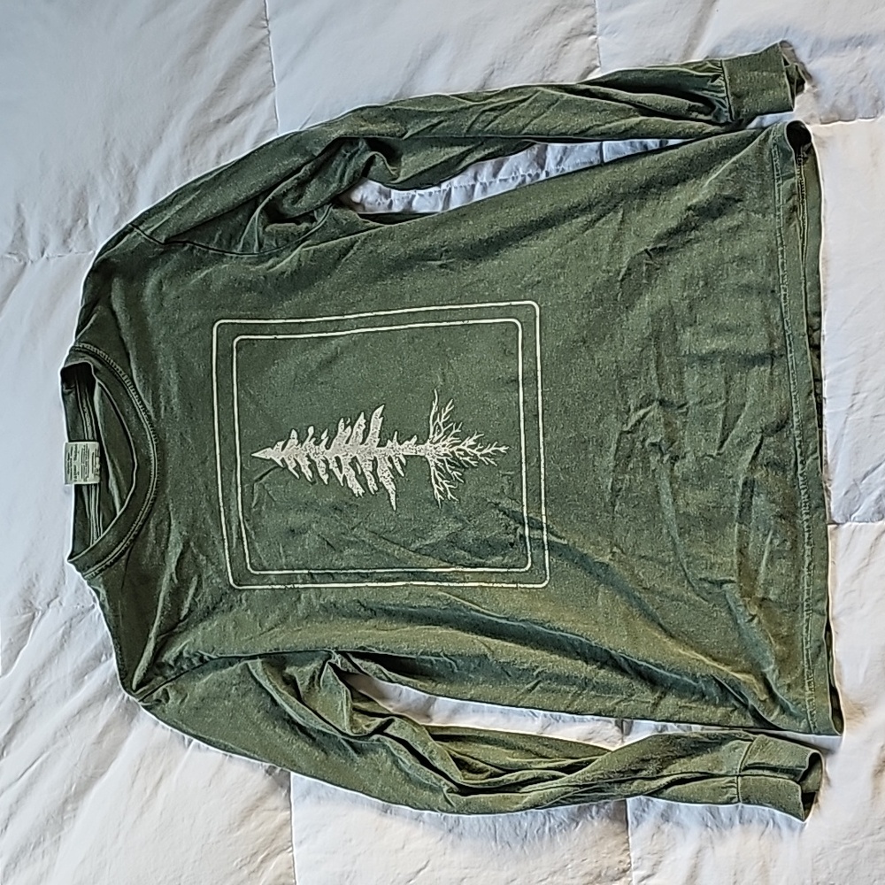 Limber Grove Green Tree Rooted Screen Printed Long Sleeve Tshirt